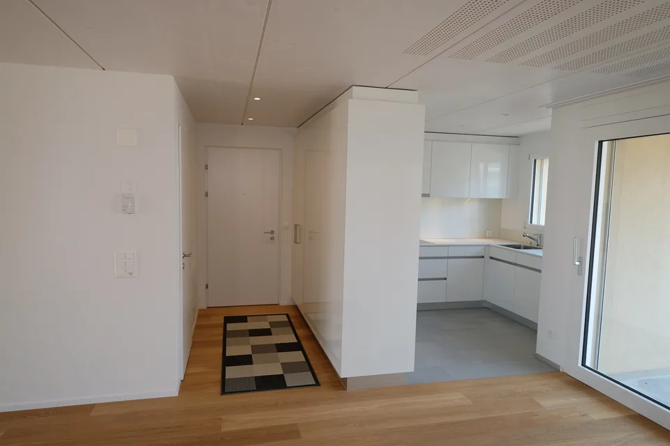 Moderne, grosszügige 4.5 Dachwohnung an ruhiger Lage – Foto 10 von 11