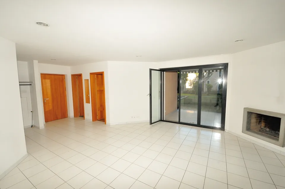 Aussergewöhnlich 3 ½ Zimmerwohnung - Spazioso e originale trilocale – Foto 2 von 9