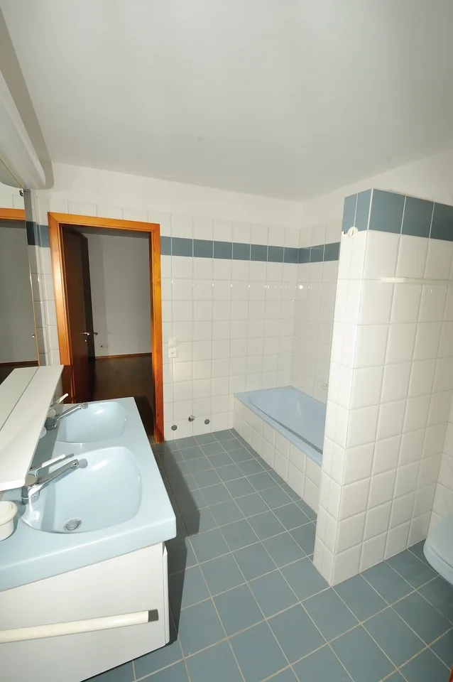 Aussergewöhnlich 3 ½ Zimmerwohnung - Spazioso e originale trilocale – Foto 8 von 9