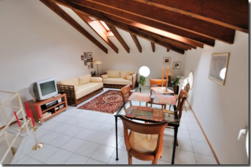 Originelle möblierte 3‑Zimmer‑ Duplex‑ Wohnung – Foto 9 von 10