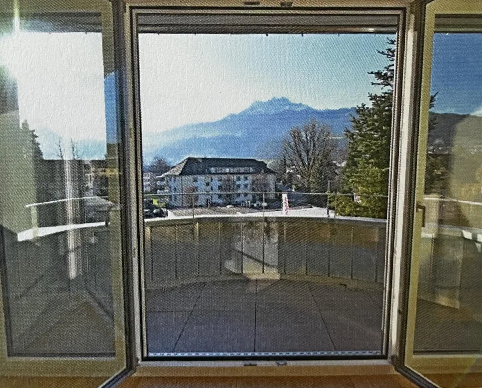 Wunderschöne zentrale Wohnung in Kriens