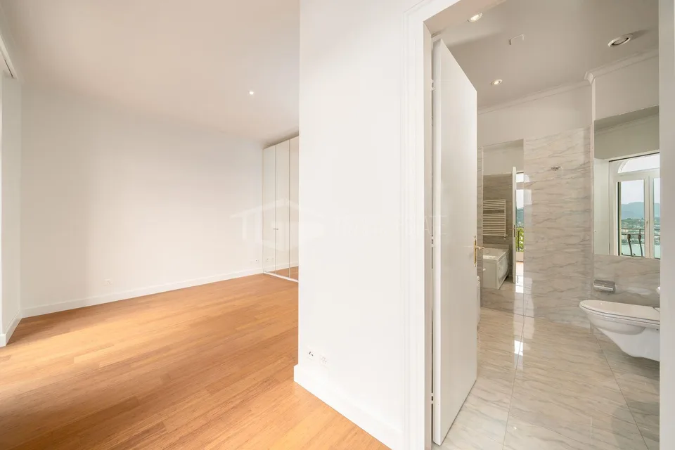 ELEGANTE APPARTAMENTO DI 5.5 LOCALI CON SPETTACOLARE VISTA LAGO | E...