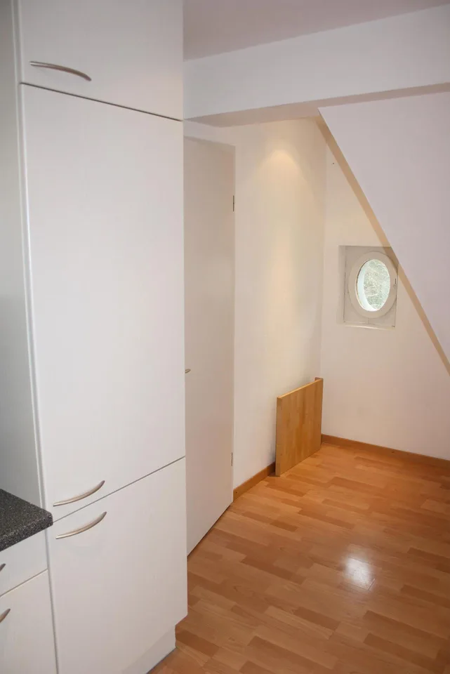 Romantische Dachwohnung mit grossem, isoliertem Dachgeschoss