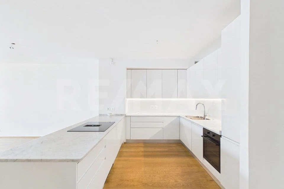 Vista mozzafiato sul golfo di Lugano – elegante appartamento con te... – Foto 10 von 13