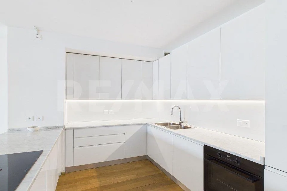 Vista mozzafiato sul golfo di Lugano – elegante appartamento con te... – Foto 9 von 13
