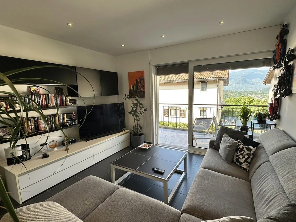 CURATO E MODERNO 3.5 A VILLA LUGANESE CON GRANDE TERRAZZA – photo 3 sur 16