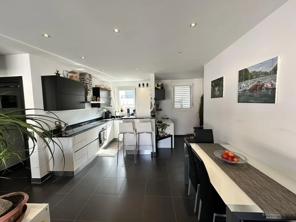CURATO E MODERNO 3.5 A VILLA LUGANESE CON GRANDE TERRAZZA – photo 4 sur 16