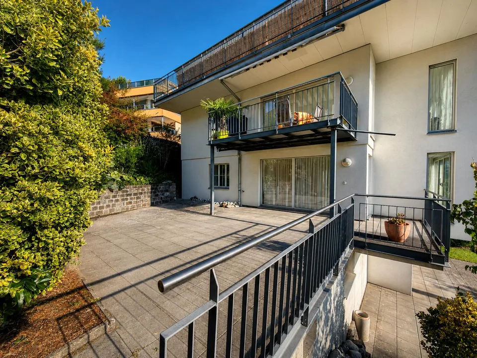 Maison multifamiliale bien entretenue avec vue dégagée – photo 8 sur 10
