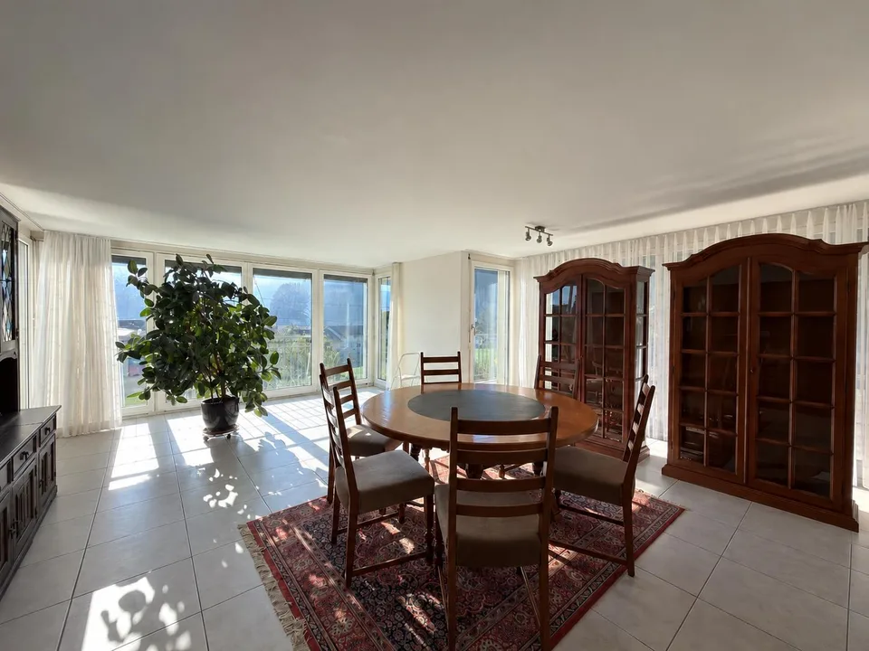 Maison multifamiliale bien entretenue avec vue dégagée – photo 7 sur 10