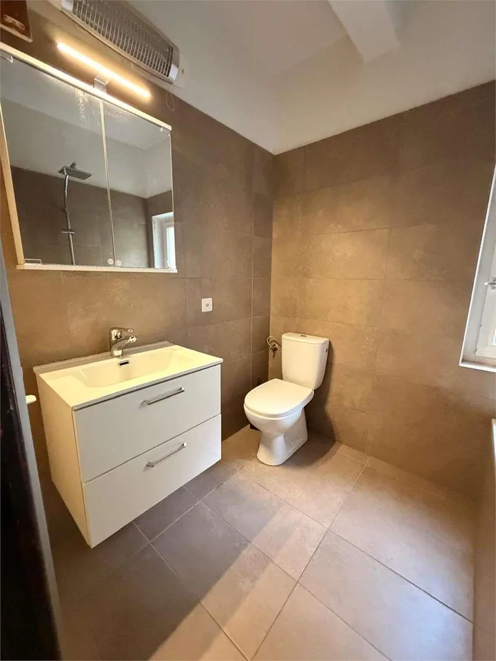 Casa Bifamigliare in vendita – Foto 5 von 12