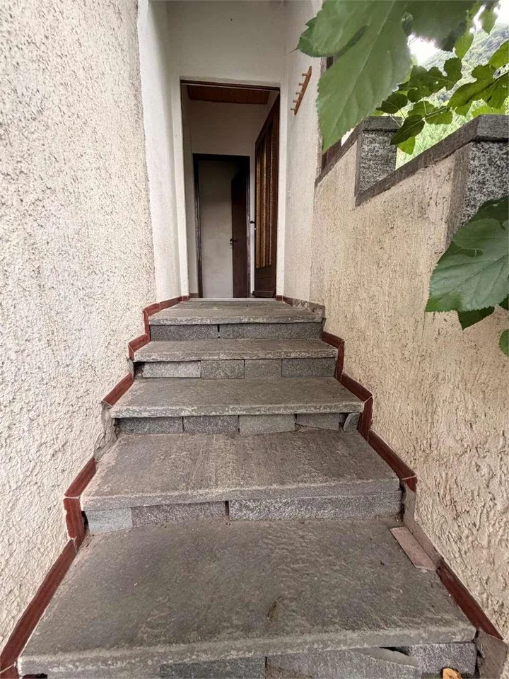 Casa Bifamigliare in vendita – Foto 12 von 12
