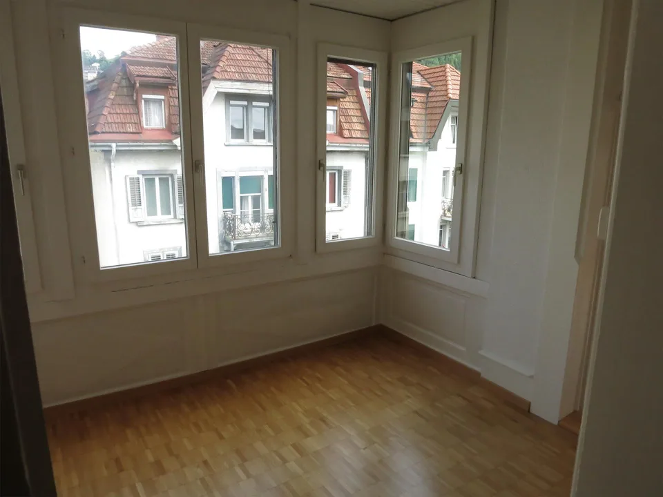 3-Zimmer-Altbau-Wohnung 3.OG – Foto 9 von 14
