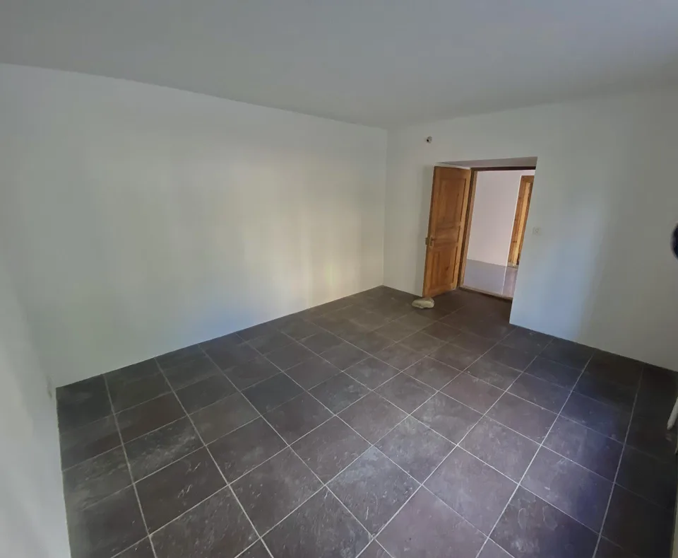 Spezielle Wohnung im Zentrum von Mels zu vermieten