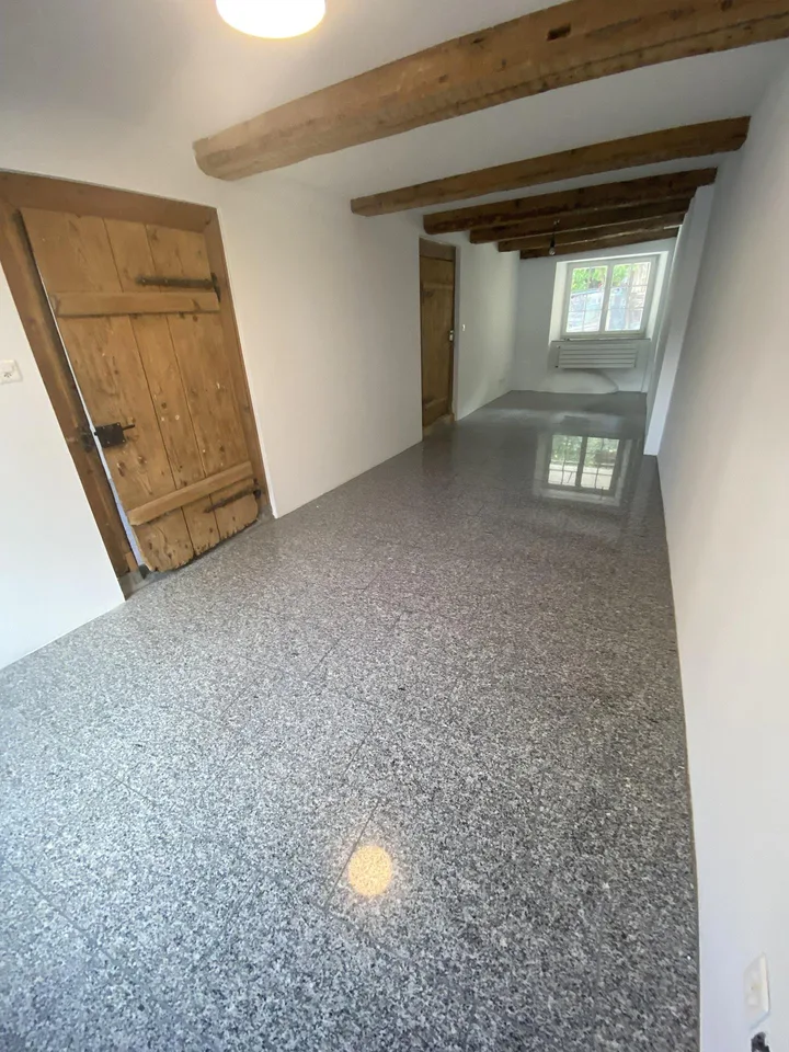 Spezielle Wohnung im Zentrum von Mels zu vermieten