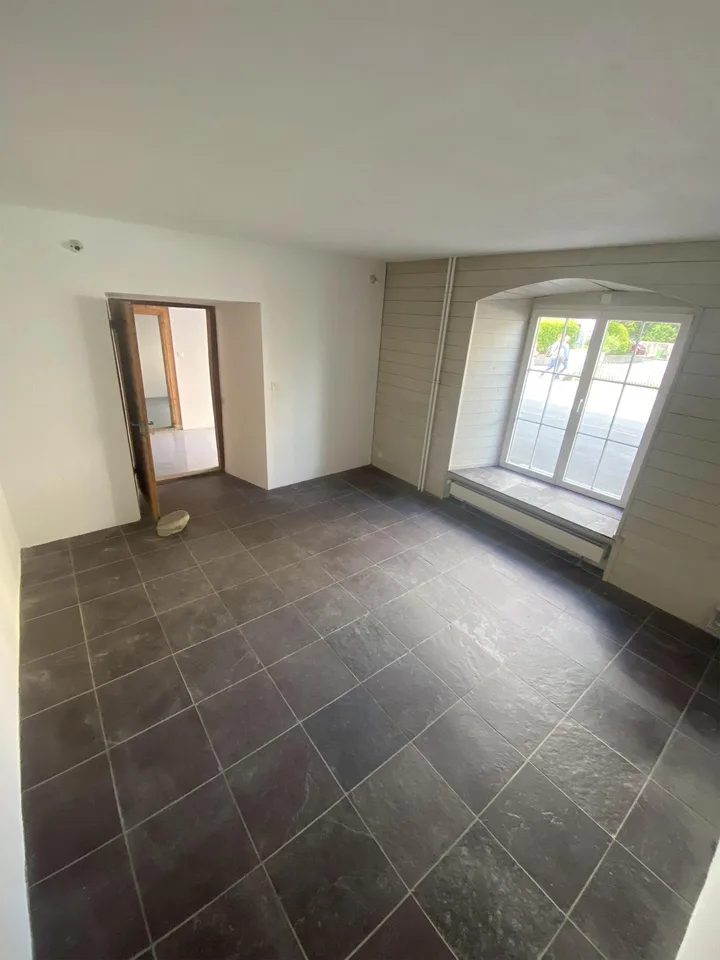 Spezielle Wohnung im Zentrum von Mels zu vermieten