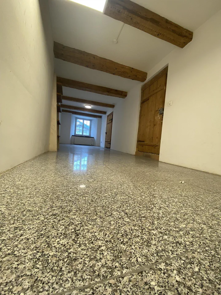 Spezielle Wohnung im Zentrum von Mels zu vermieten