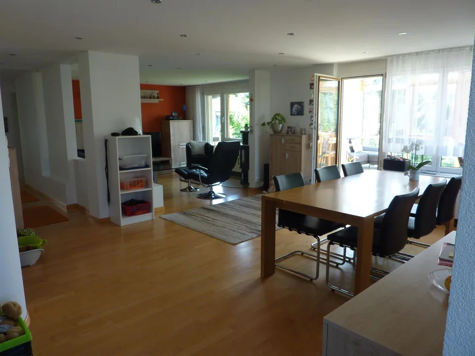 4 Zimmerwohnung mit Super Wintergarten