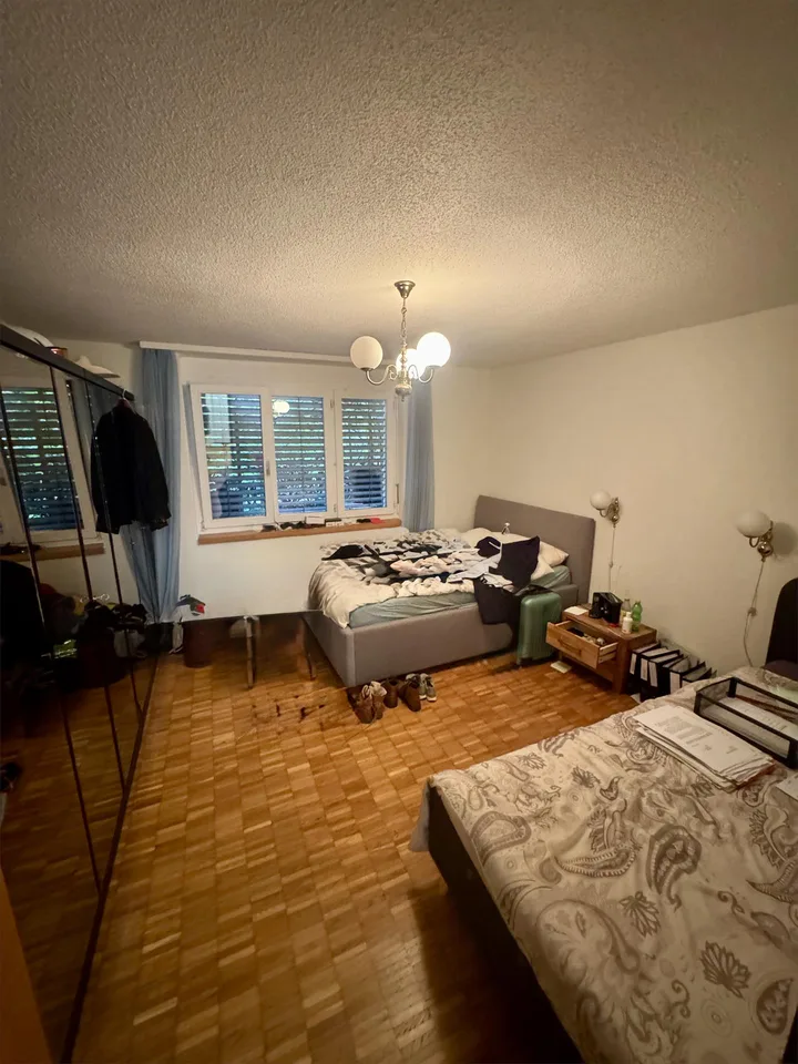 Grosszügige 2,5 Zimmer Wohnung mit Gartensitzplatz