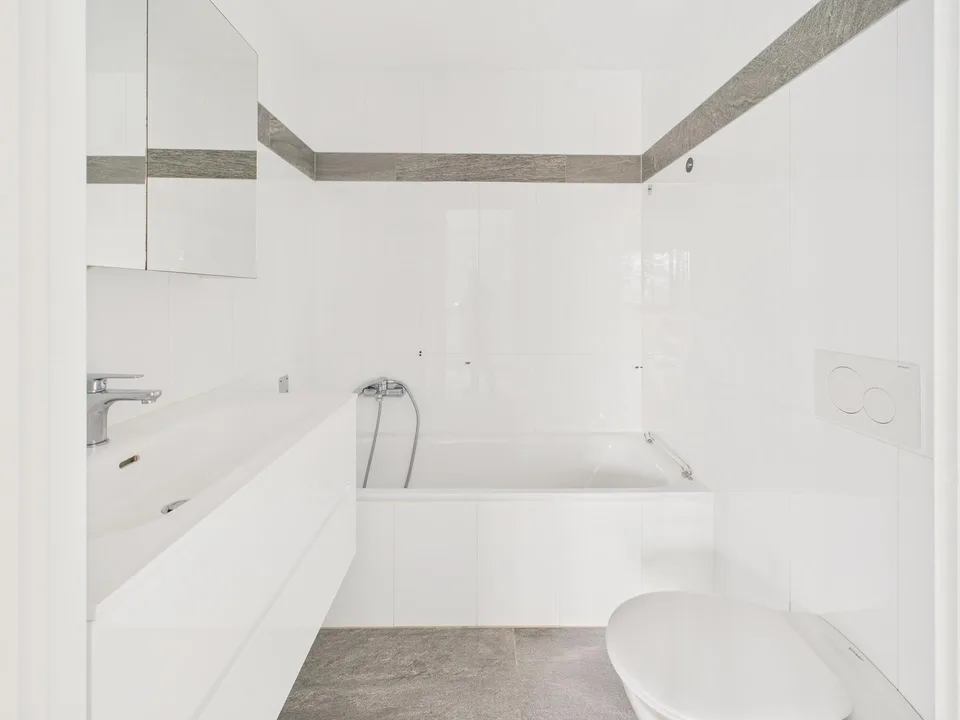 Moderno appartamento 3.5 locali con terrazza e locale hobby a Cadro... – Foto 8 von 14