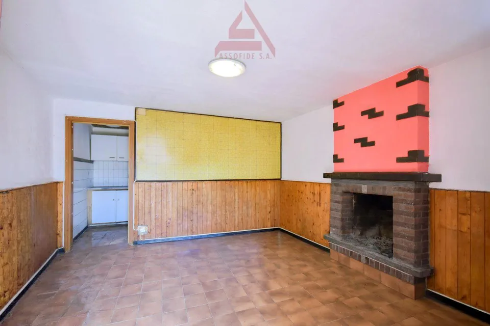 Typisches Tessinerhaus / Tipica casa ticinese – photo 3 of 7