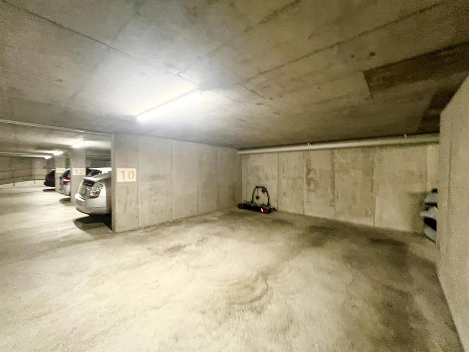 Lichtdurchflutete großzügige 4,5 Zimmer Wohnung mit Terasse zu verkauf – Foto 17 von 17
