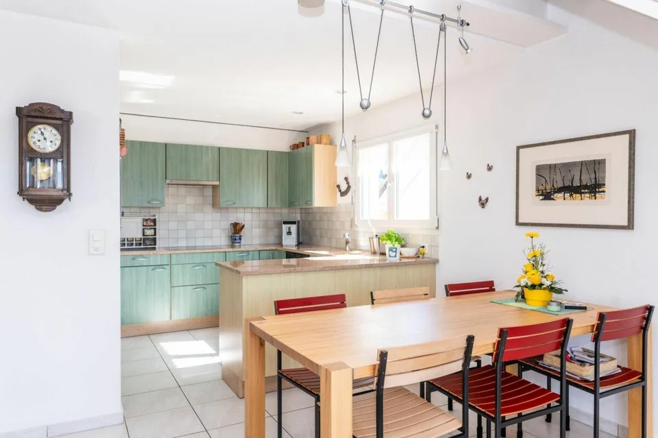 Grosse Dach-Maisonettewohnung mit Fernsicht – Foto 5 von 17