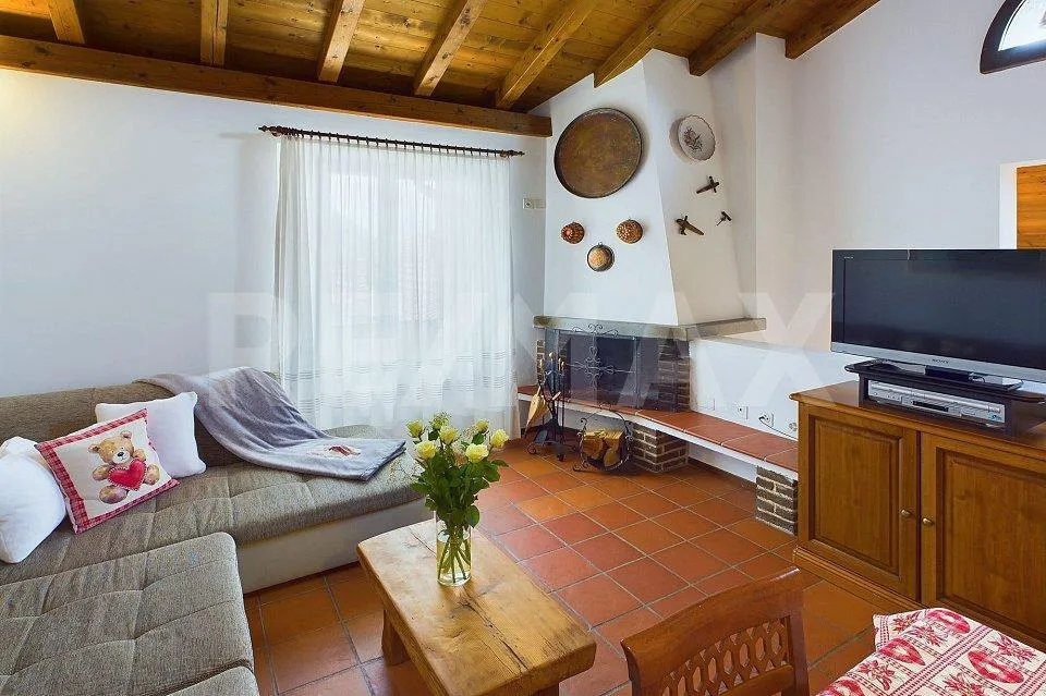 Spaziosa e confortevole casa di nucleo ad Albonago – Foto 7 von 13