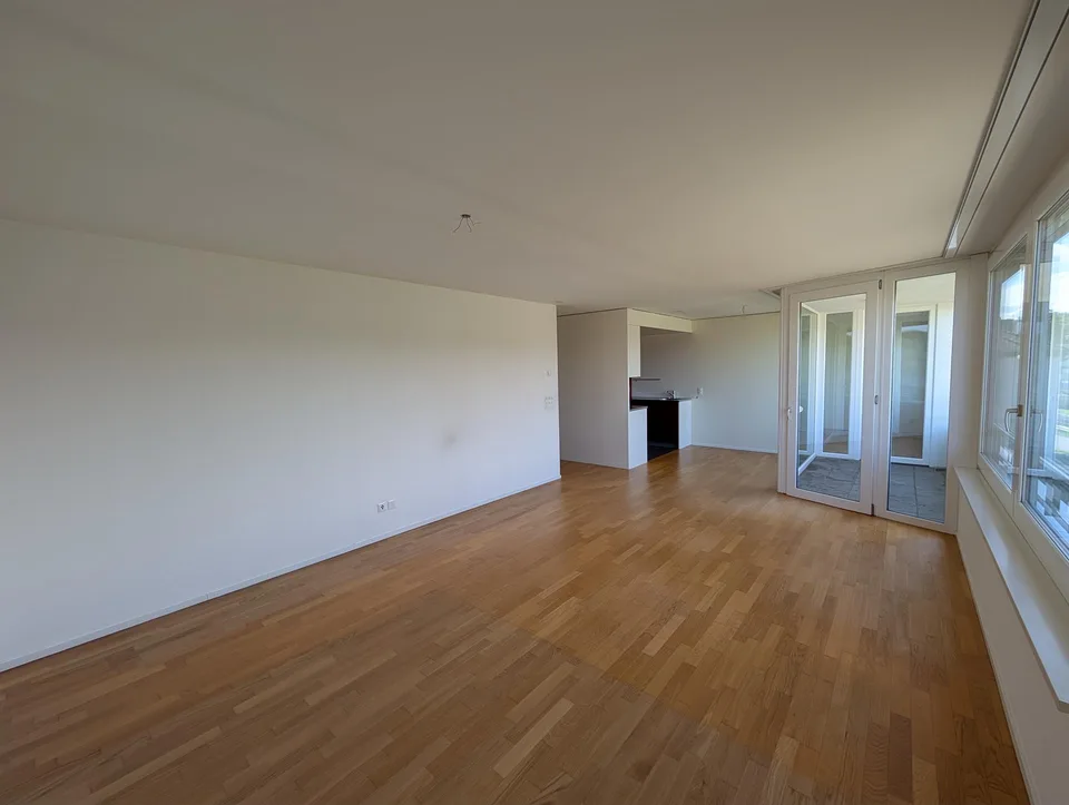 Grosszügige und helle 3.5-Zimmer Wohnung