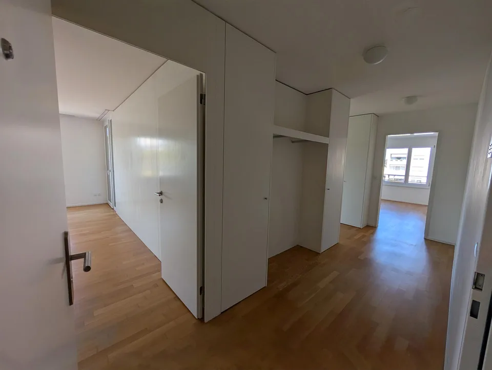 Grosszügige und helle 3.5-Zimmer Wohnung