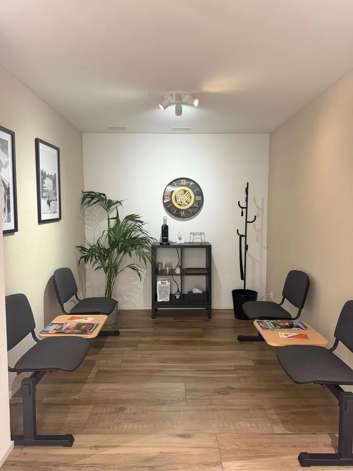Praxis oder Büro zu vermieten – Foto 6 von 13