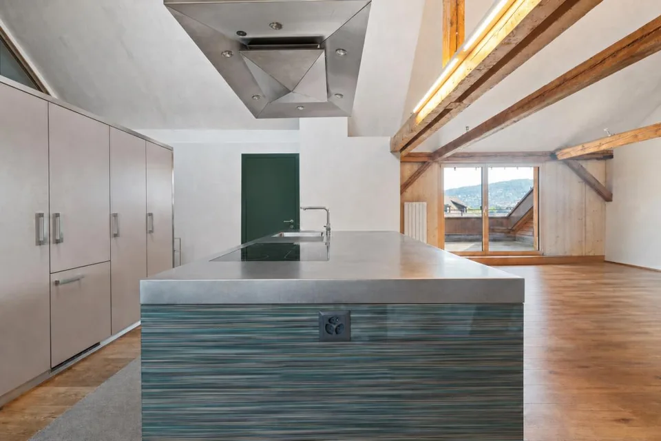2.5-Zi.-Attikawohnung mit Dachterrasse - Kreis 4 – photo 5 of 24