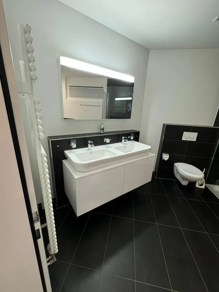 Wunderschöne helle 4.5 Zimmerwohnung zu verkaufen – photo 7 of 13