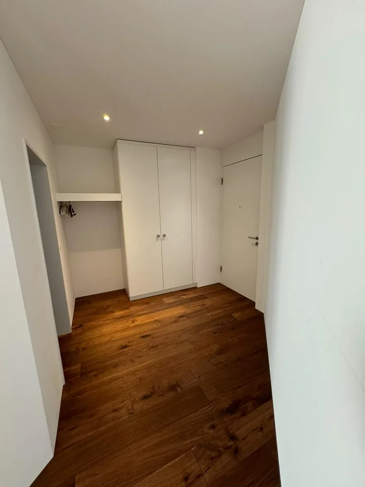 Wunderschöne helle 4.5 Zimmerwohnung zu verkaufen – photo 10 of 13