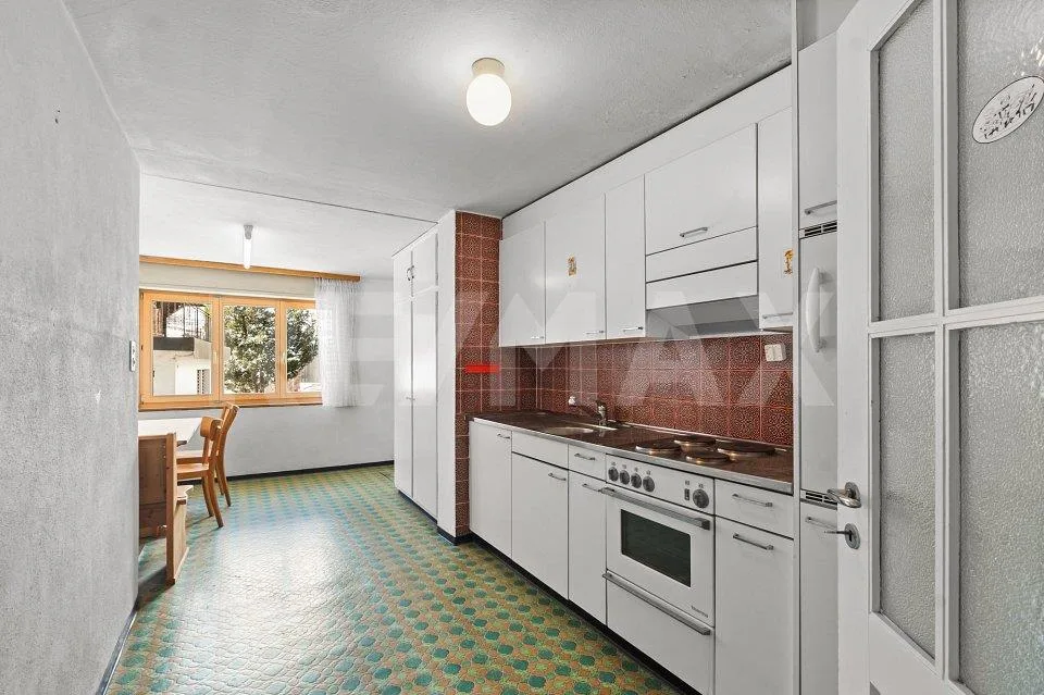 Zweifamilienhaus mit Geschichte & Potenzial in Rabius – Foto 8 von 12