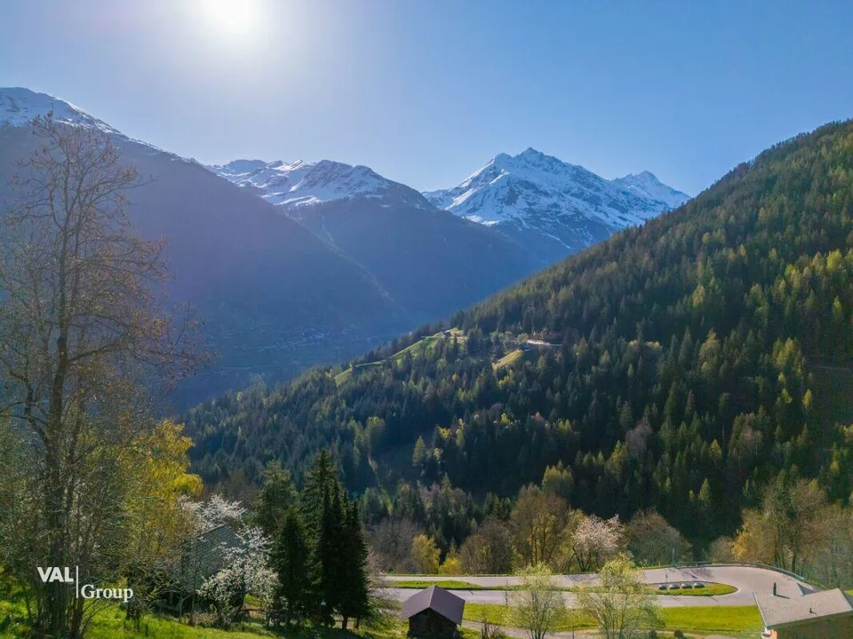Superbe parcelle constructible à l'entrée de Grimentz, emplacement ... – Foto 6 von 7