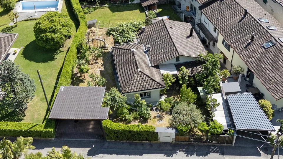 Grande casa unifamiliare completamente da rinnovare – photo 2 sur 30