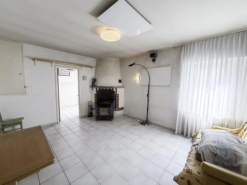Grande casa unifamiliare completamente da rinnovare – photo 6 sur 30