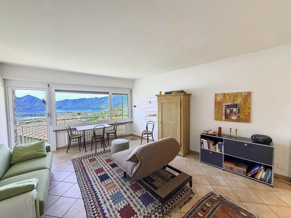 Monolocale con splendida vista lago – foto 2 di 30