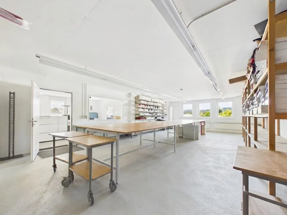 Moderne Gewerbeflächen mit Dachterrasse in Fehraltorf – Foto 8 von 13