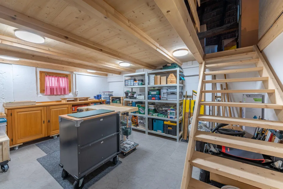 Tradizione incontra spazio per il nuovo: Casa colonica di 5,5 locali dal carattere unico – foto 10 di 13