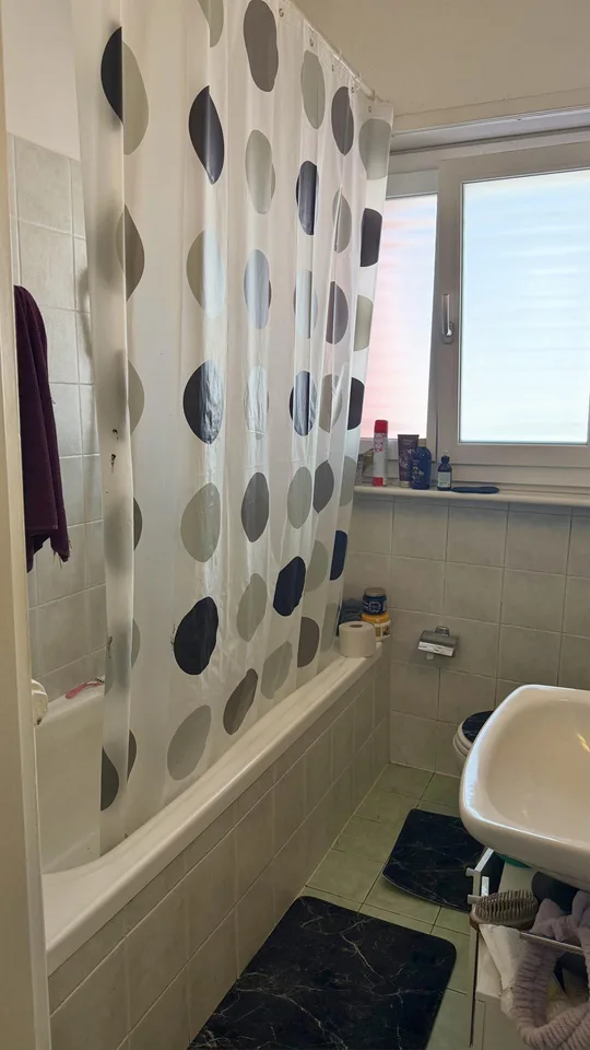 🏡 CERCO SUBENTRANTE – Grazioso appartamento di 2.5 locali a Chiasso