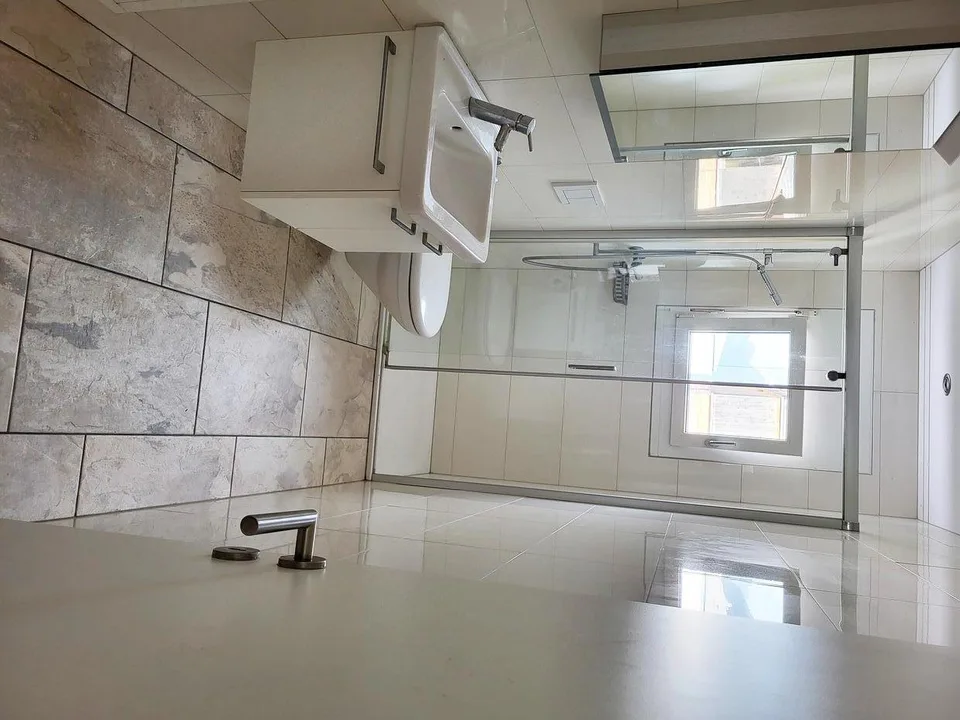 Grosse helle Wohnung im Dorfzentrum in kinderfreundlicher Umgebung