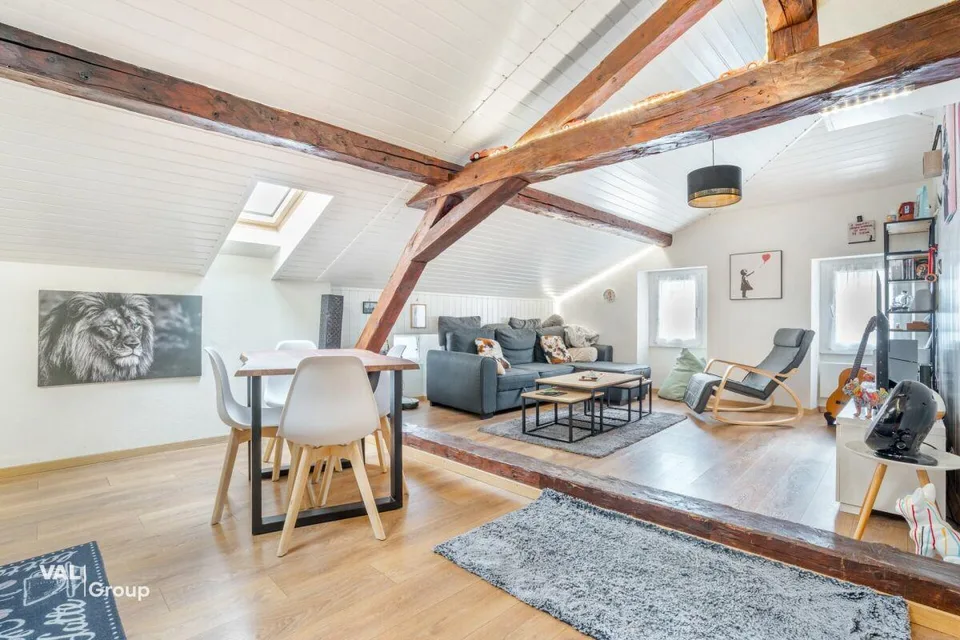 Petit immeuble de 3 lots 2.5 pièces au coeur du villlage, avec rend... – foto 9 di 15