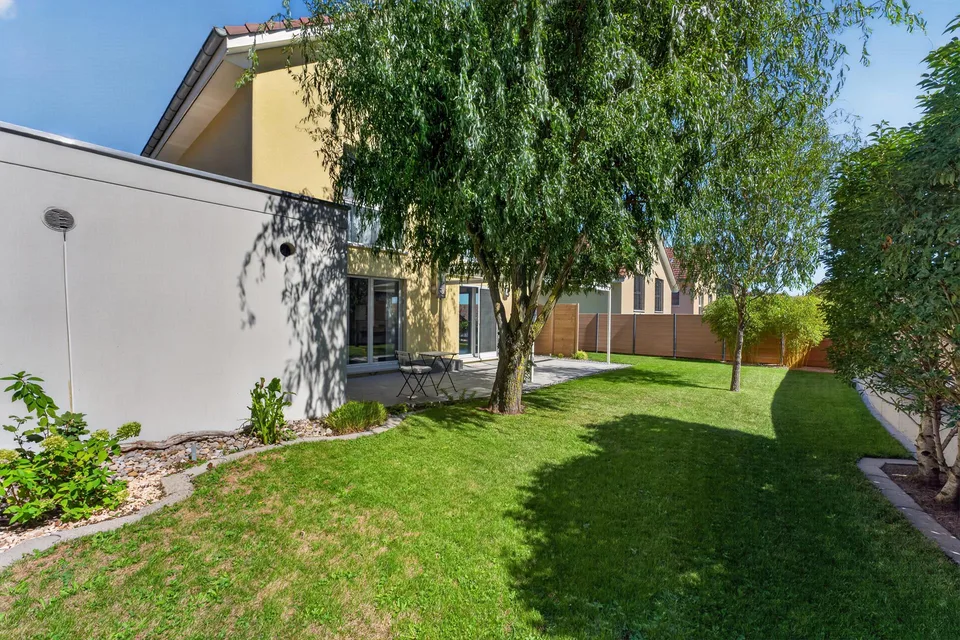 Sehr grosszügiges, schönes Einfamilienhaus an Top-Lage – Foto 17 von 20