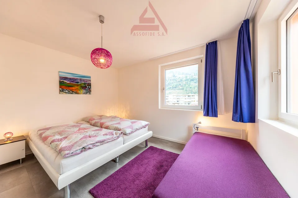 3.5-Zimmer-Wohnung, modern und sonnig / 3.5 locali moderno e luminoso – Foto 6 von 11