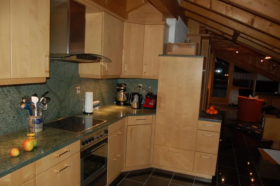 31/2 Zimmer-Maisonettewohnung mit freier Bergsicht – photo 4 sur 11