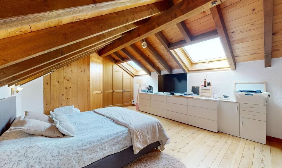 Maison de village de 1850 au cachet préservé, atelier de 185 m² – photo 8 sur 11