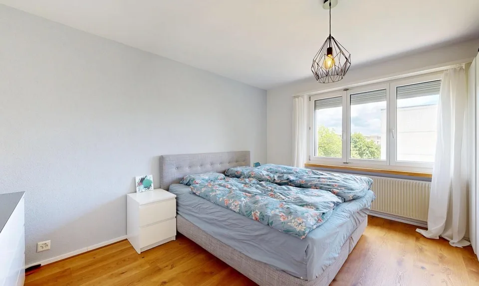 Top renovierte Wohnung in Familienquartier – Foto 7 von 11