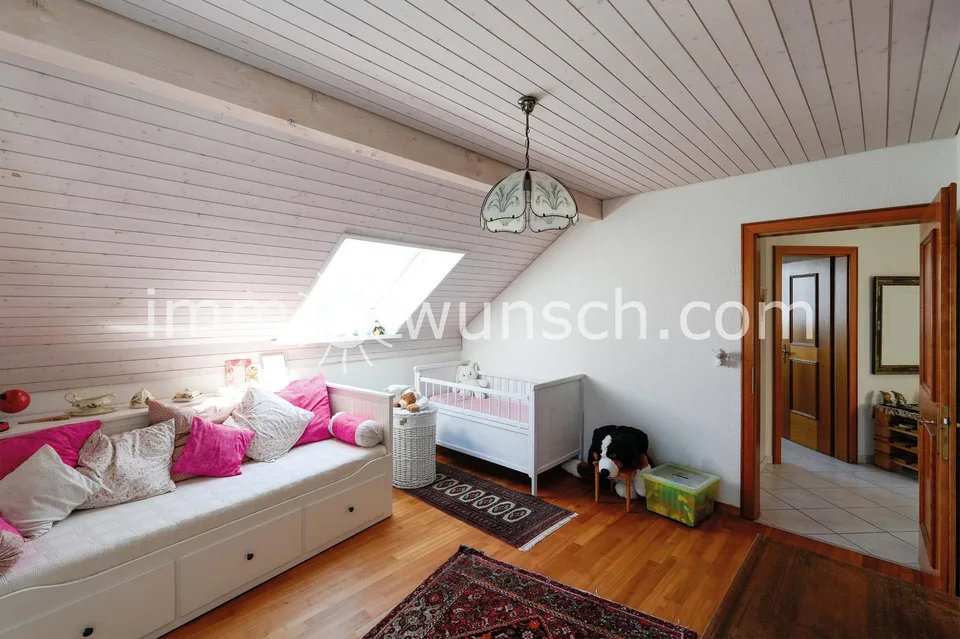 Charmantes 5 ½ Zimmer Einfamilienhaus, mit toller Gartenanlage, an ... – foto 11 di 13