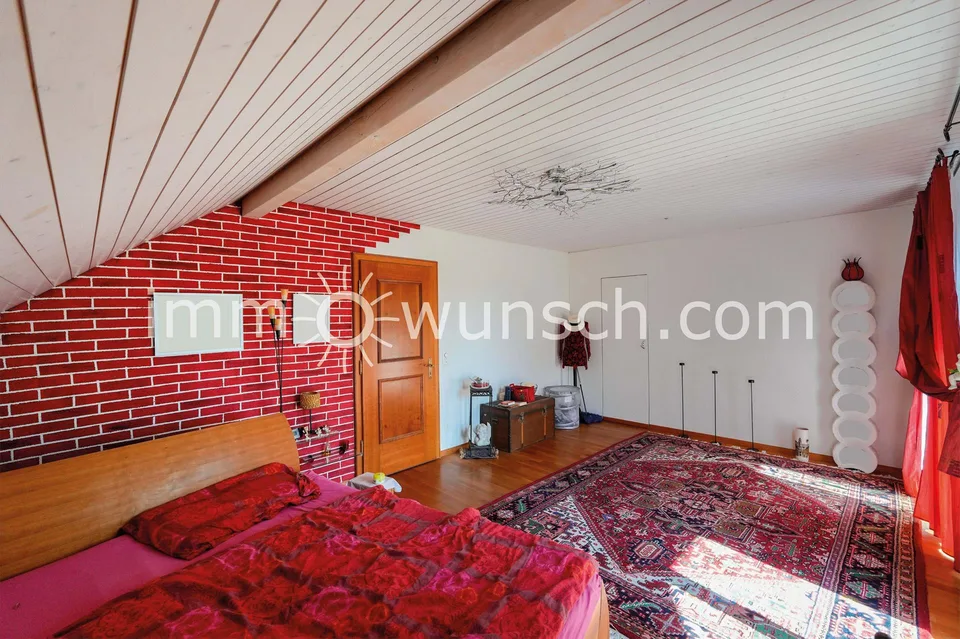 Charmantes 5 ½ Zimmer Einfamilienhaus, mit toller Gartenanlage, an ... – foto 9 di 13